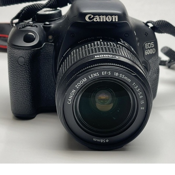 Canon EOS 600D - Picture 2 of 7